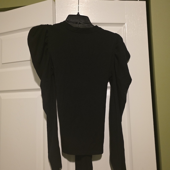 Truth Black Puff Sleeve Blouse - Picture 6 of 8